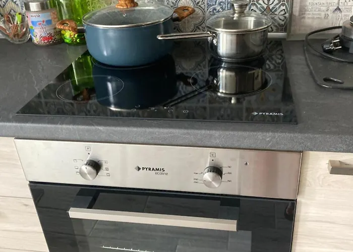 Classic And Chic Hébergement de vacances Vólos