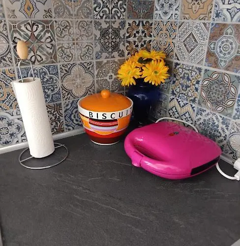 Classic And Chic Hébergement de vacances Vólos