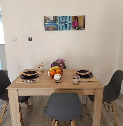 Classic And Chic Hébergement de vacances